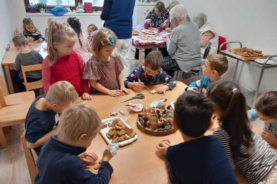 Pečenie a zdobenie medovníkov  1