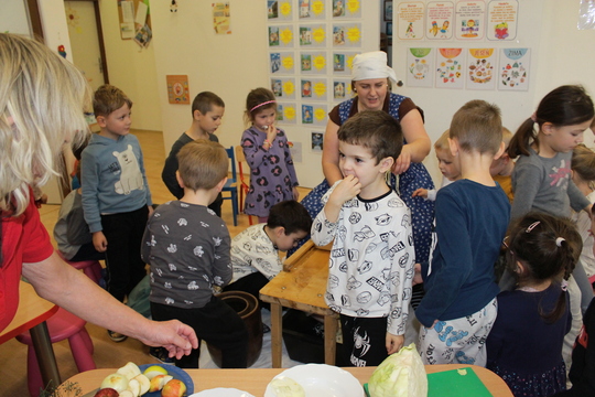 Ako sme v MŠ Kunerad dlávili kapustu 1