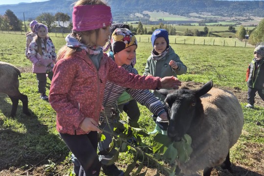 Naši škôlkari objavovali tajomstvá permakultúrnej farmy 1