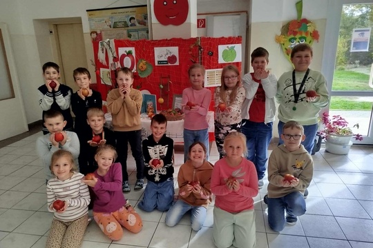 Sladká jabĺčková výzva Sladká jabĺčková výzva 1