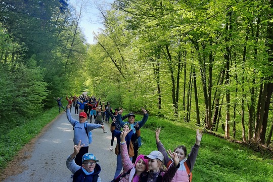 APRÍL – MESIAC LESOV- TURISTICKÁ VYCHÁDZKA 1