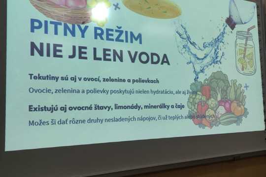 Dodržiavaj pitný režim Dodržiavaj pitný režim 1