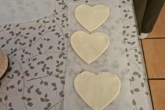 Valentínske pečenie - Keď sa matematika stretne s láskou Valentínske pečenie - Keď sa matematika stretne s láskou 1