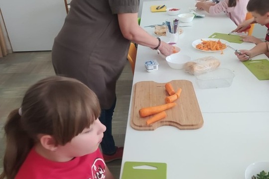Deň školskej jedálne - workshop - zdravá desiata  1