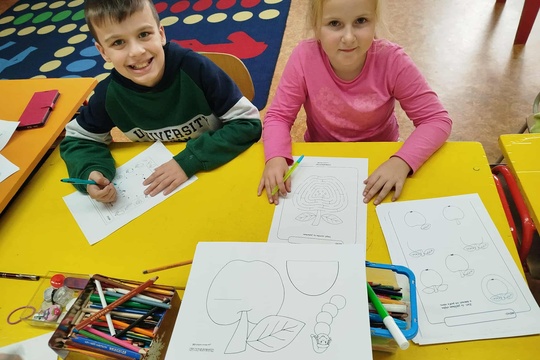 Sladká jabĺčková výzva Sladká jabĺčková výzva 1