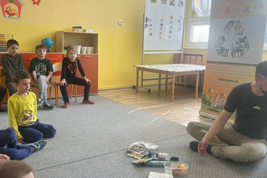 Ekovláčik- separáčik, Ekodetektív Ekovláčik- separáčik, Ekodetektív 1
