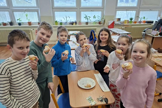 Valentínske pečenie - Keď sa matematika stretne s láskou Valentínske pečenie - Keď sa matematika stretne s láskou 1