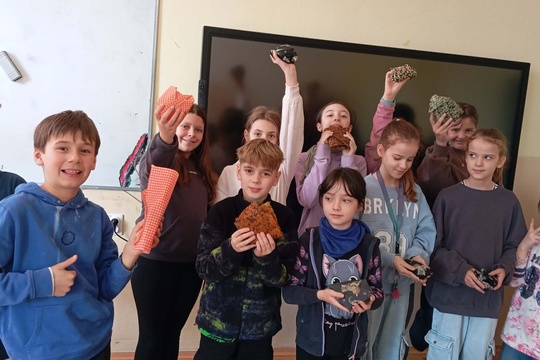 Voskové obaly - recyklujeme a znižujeme množstvo plastov Voskové obaly - recyklujeme a znižujeme množstvo plastov 1