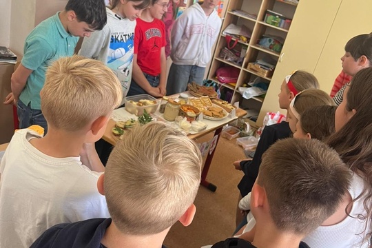 Tržnica pod Bradlom 1