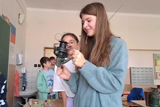 Fascinujúci svet včiel a rýb na hodinách biológie Fascinujúci svet včiel a rýb na hodinách biológie 1