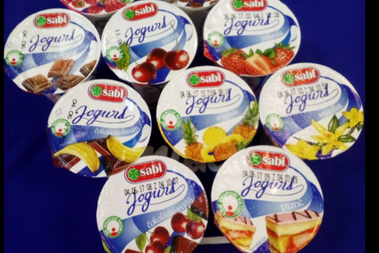 Súťaž ,, Recykluj a vyhraj,, 1