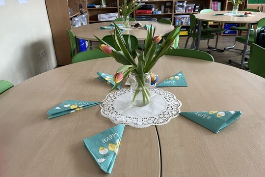 Misijný bazár: keď škola chutí, pomáha a myslí na planétu 1