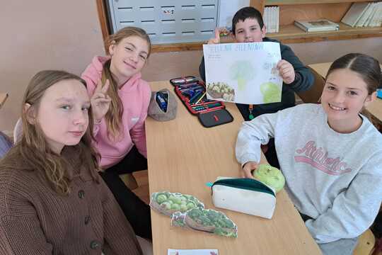 Šiestaci premenili triedu na farmárske trhy - Zdravie, ktoré chutí! Šiestaci premenili triedu na farmárske trhy - Zdravie, ktoré chutí! 1