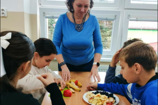 AJ ŠKOLSKÁ DESIATA POMÔŽE UDRŽAŤ ŽIAKA CEZ DEŇ V KONDÍCII  1