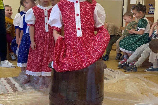 Kapusta je v sude Kapusta je v sude 1