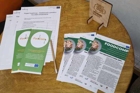Podujanie v LabCafé: Projekt FoodComp 1