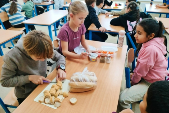 AJ ŠKOLSKÁ DESIATA POMÔŽE UDRŽAŤ ŽIAKA CEZ DEŇ V KONDÍCII  1