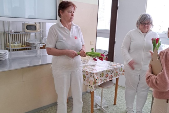 Poďakovanie našim kuchárkam 1