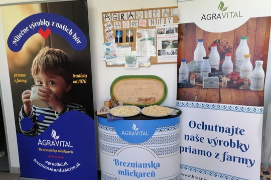 Spracovanie mlieka z regionálnej farmy 1