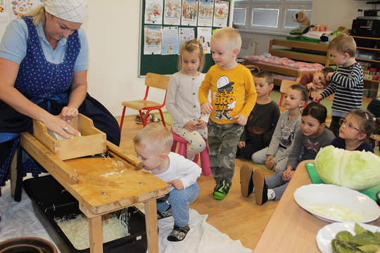 Ako sme v MŠ Kunerad dlávili kapustu 1