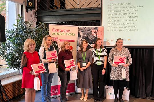 Zlatý certifikát pre našu školu Zlatý certifikát pre našu školu 1